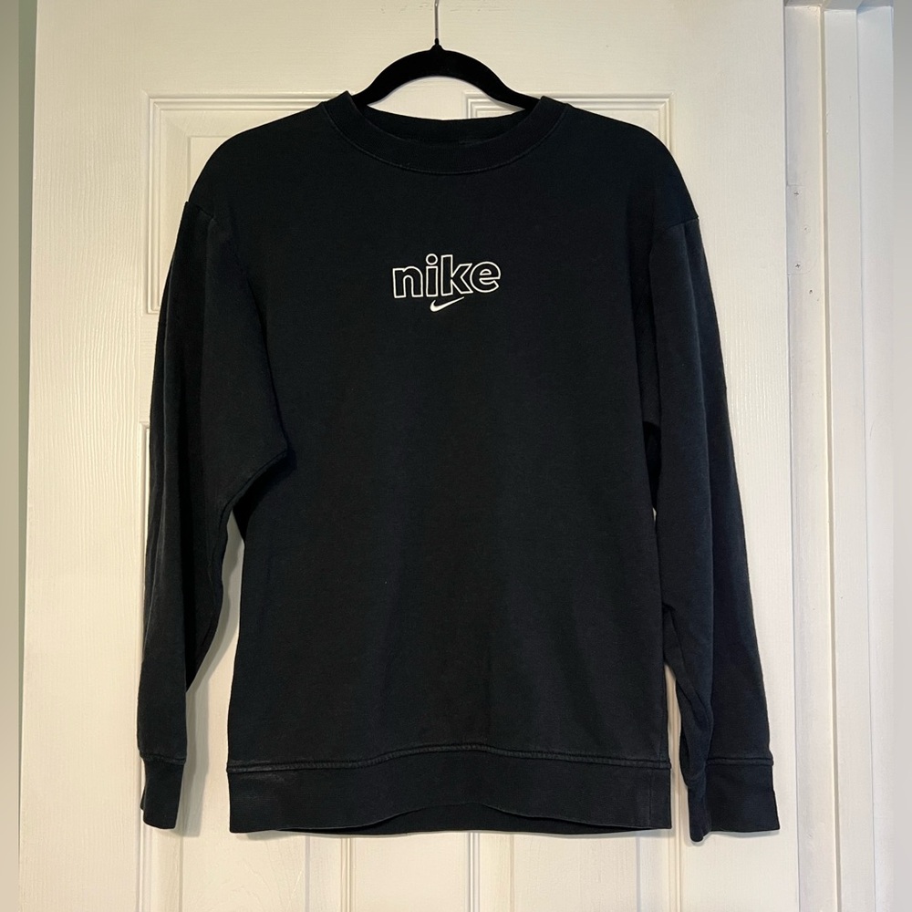 Nike Women’s Black Sweatshirt